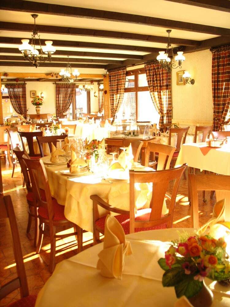 Hotel H�tel Les Triolets