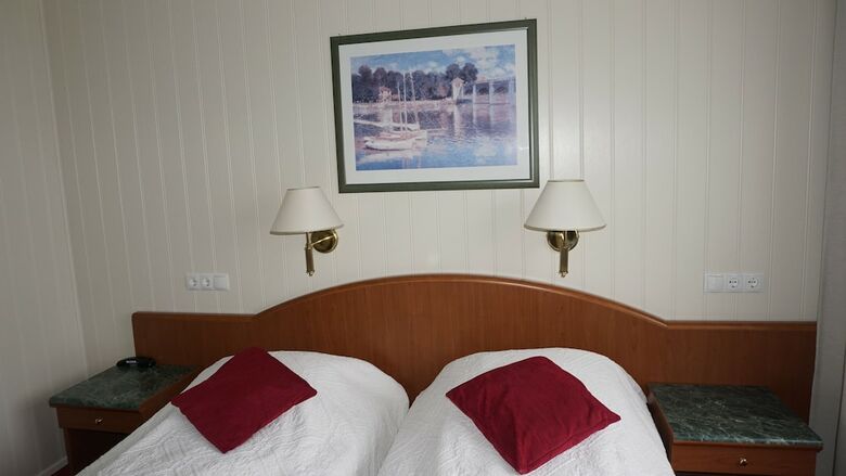 Hotel H�tel Borgarnes