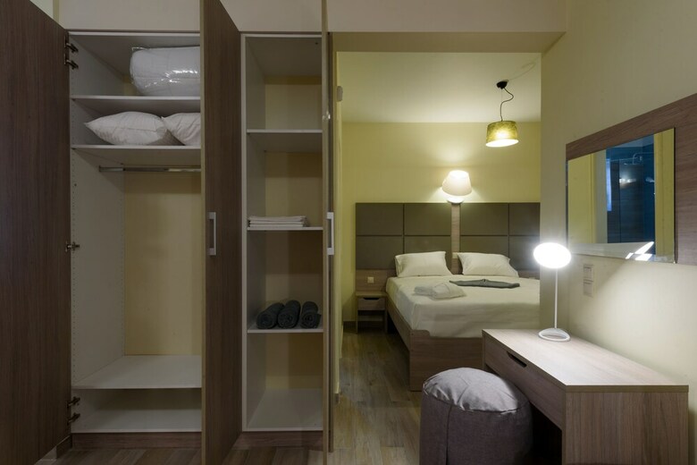 �venus, Stylish Villa With Pool 2min To The Beach