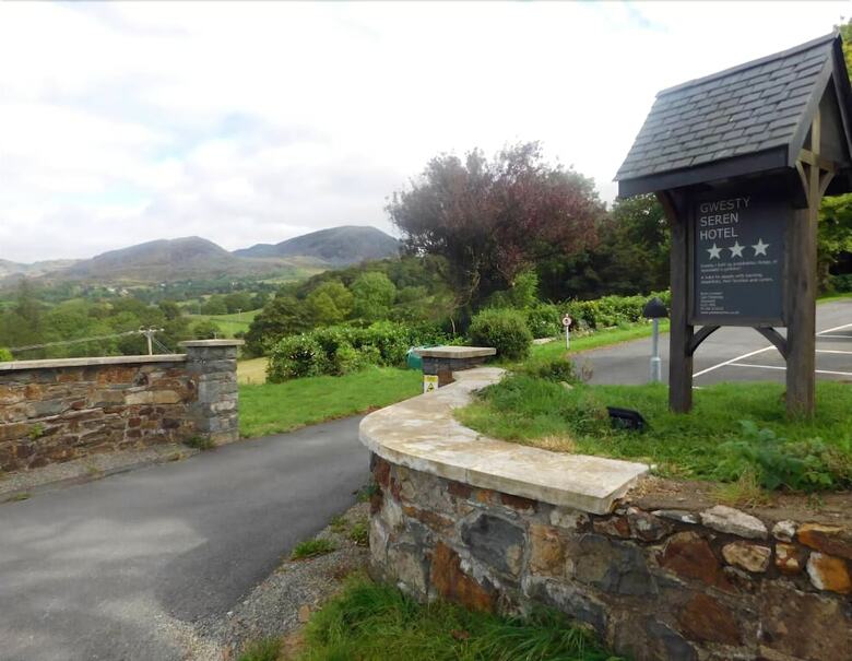 Gwesty Seren Hotel