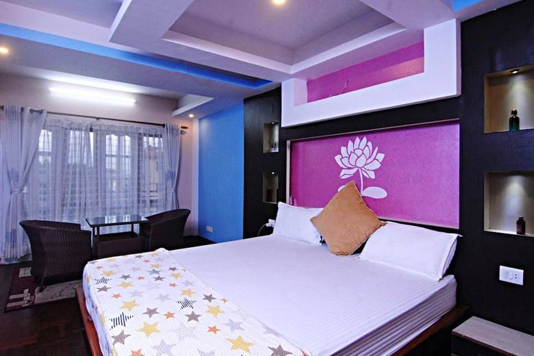 Bed & Breakfast Khushi Homestay