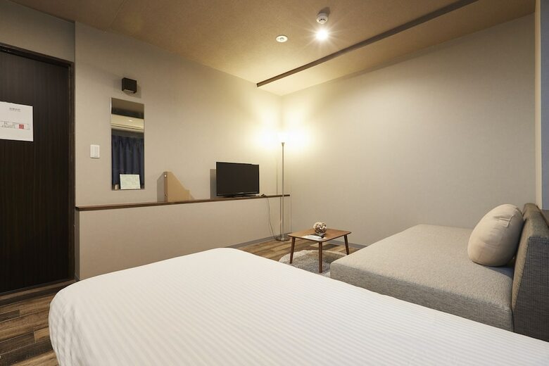 Hotel U-stay Kyotogosho