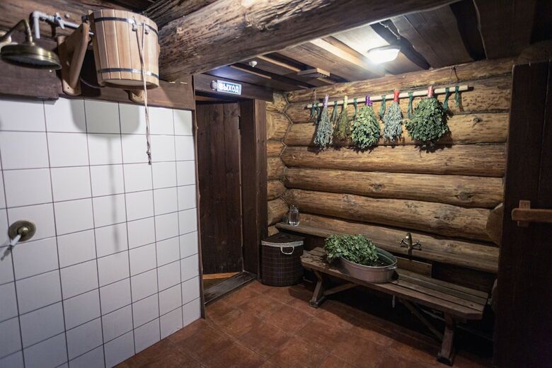 Hotel Ethnocomplex Bobrovaya Dolina