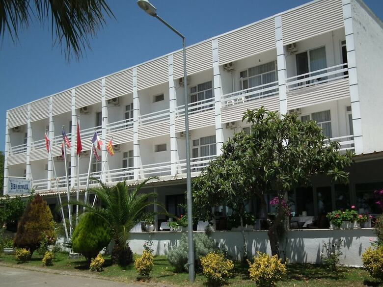 Eker Bermuda Hotel