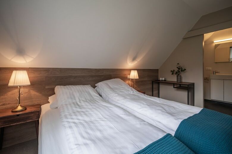 Hotel Holt Inn
