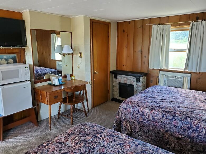 Gateway Motel