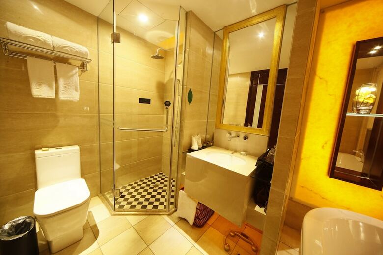 Royal Prince Hotel
