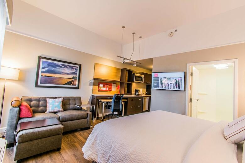 Hotel Towneplace Suites By Marriott Evansville Newburgh