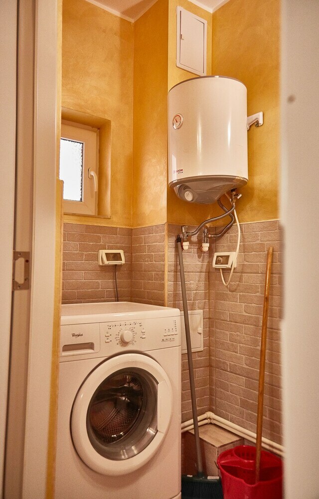 Gabizz Apartments - Near Farul Stadium