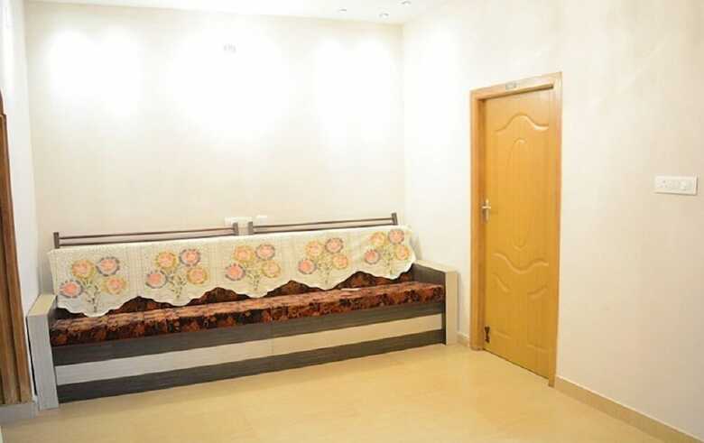 Hotel The Conerstayz