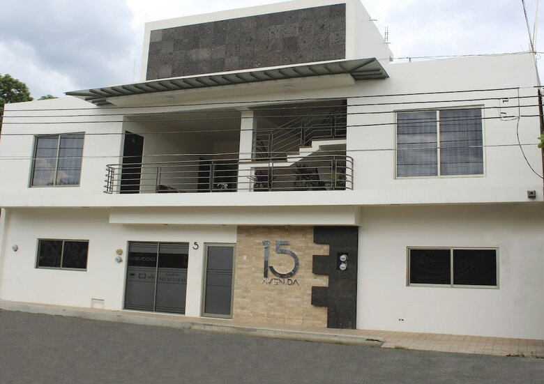 Hotel 15 Avenida