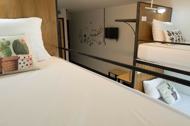 Qbix Hotel