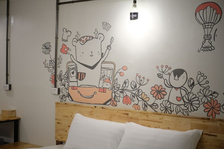 Qbix Hotel
