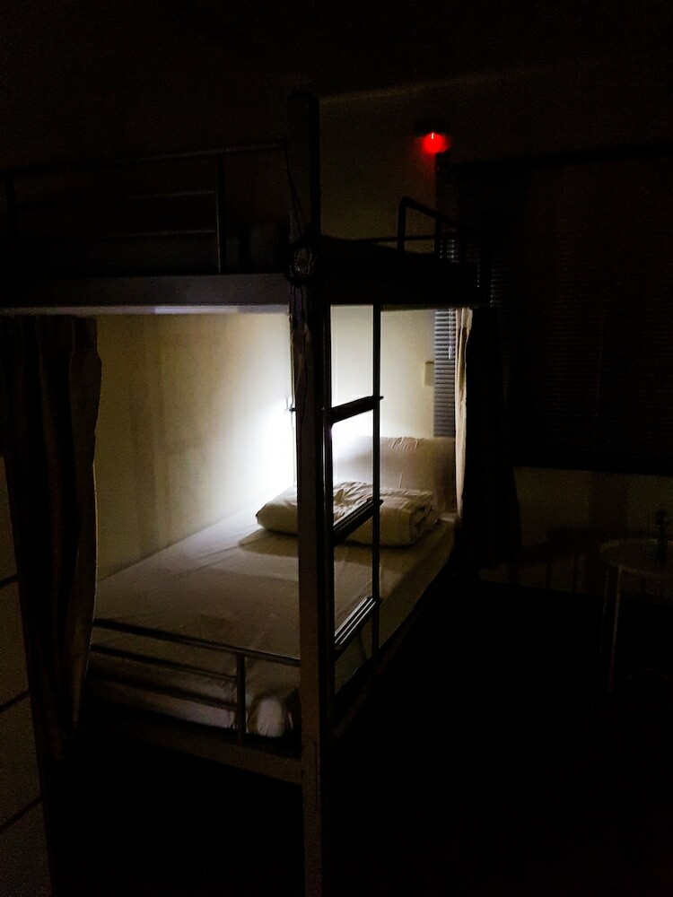 Hostal Gather