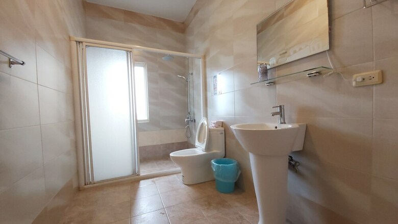 Bed & Breakfast Super Cheap1 Homestay