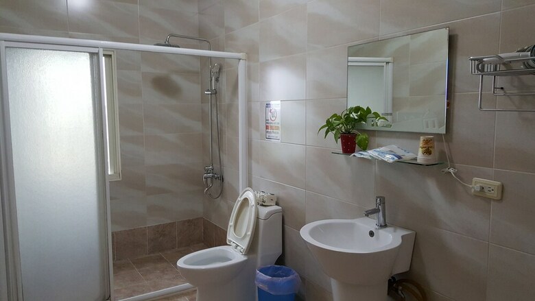 Bed & Breakfast Super Cheap1 Homestay