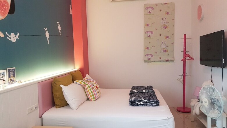 Bed & Breakfast Super Cheap1 Homestay