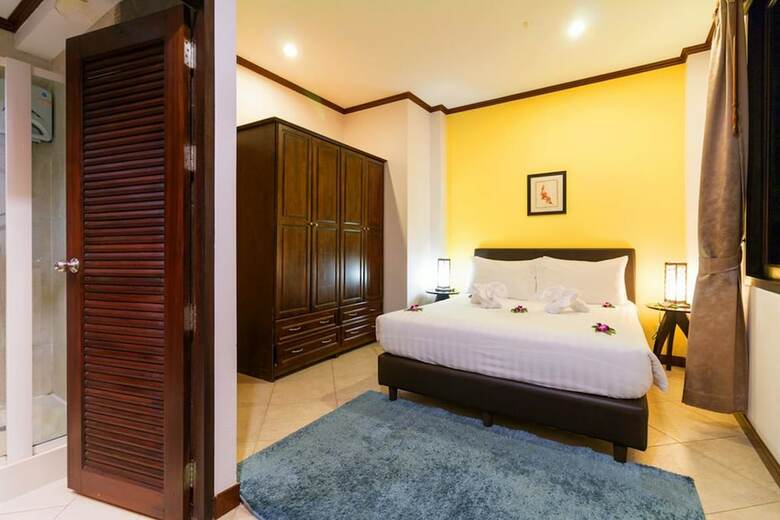 Baan Rawee Villas