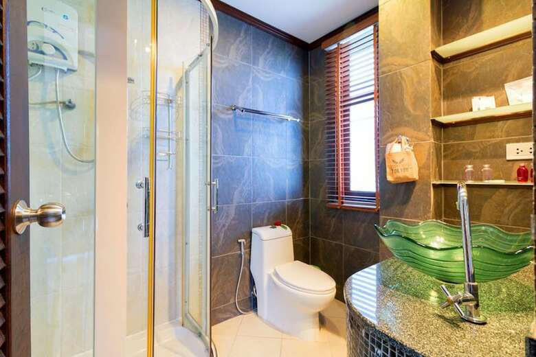 Baan Rawee Villas