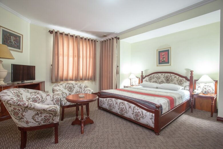 Hoang Ha Hotel