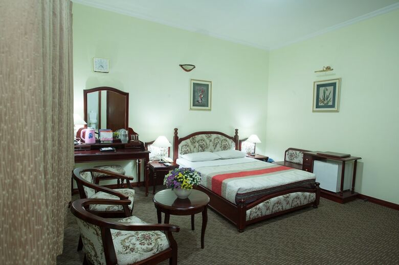 Hoang Ha Hotel