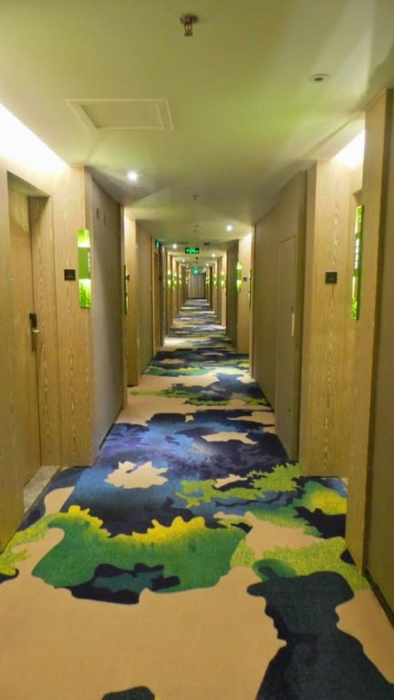 Lifu Hotel -wankel Jiang Tai Road Railway