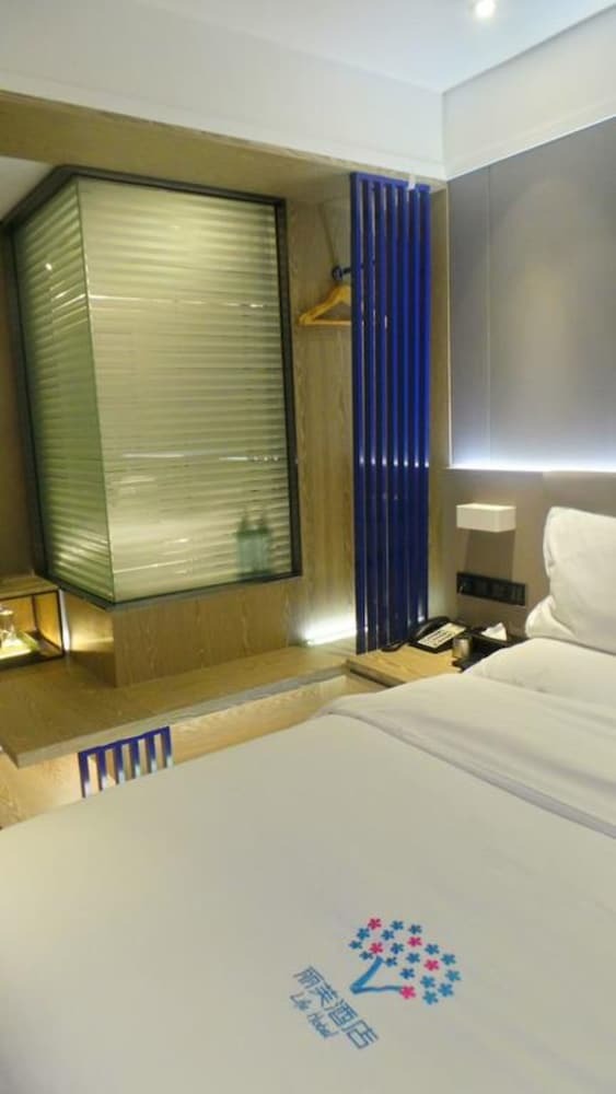Lifu Hotel -wankel Jiang Tai Road Railway
