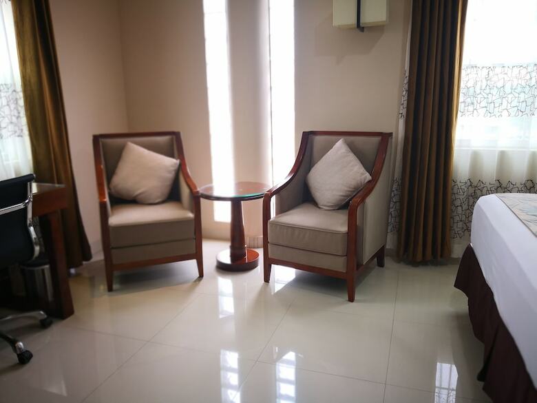 Hotel Frederick's Lodge