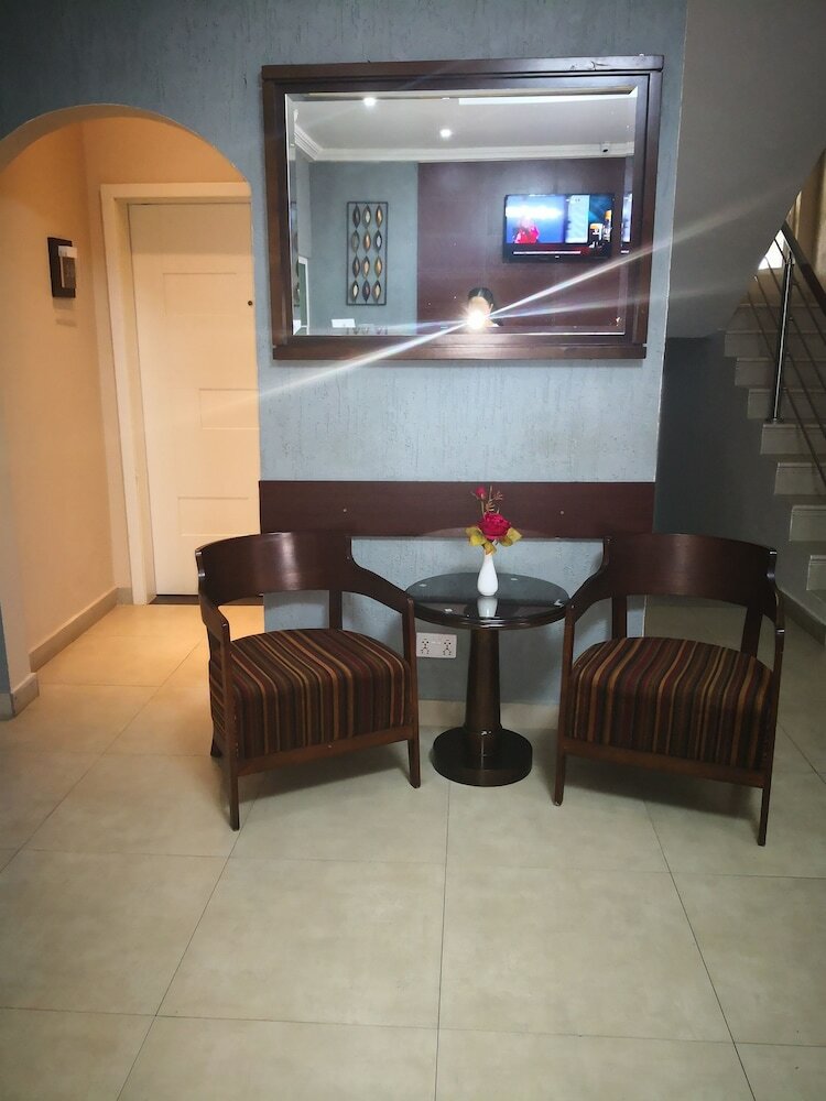Hotel Frederick's Lodge