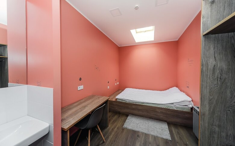 Hostal Friday Hostel