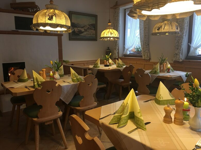 Schwarzwald- Hotel Kr�utle