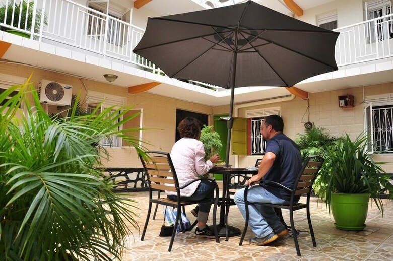 Sandton Hotel Kasese