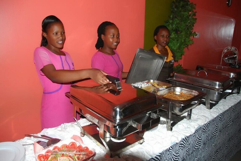 Sandton Hotel Kasese
