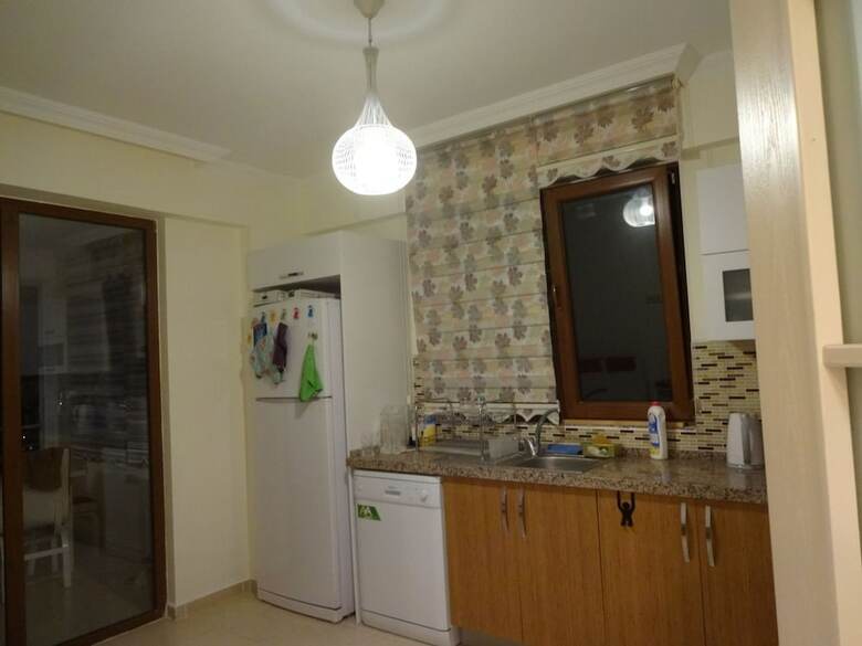 Luxerious Three Bedroom Apartment