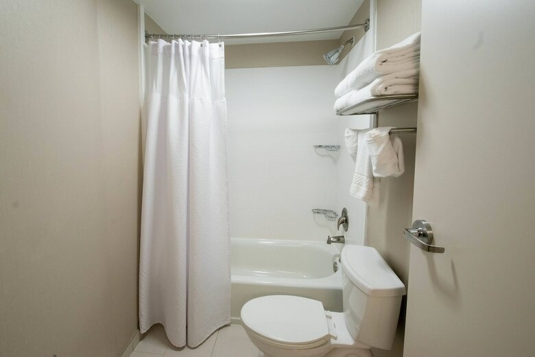 Hotel Springhill Suites By Marriott Winston-salem Hanes Mall