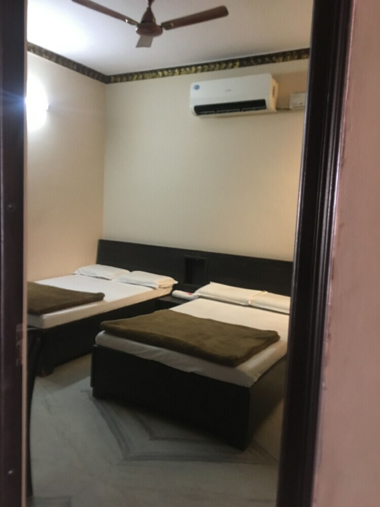 Hotel D.k Residency