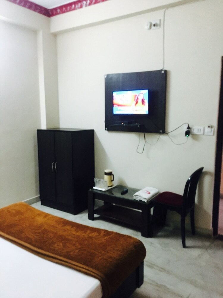 Hotel D.k Residency