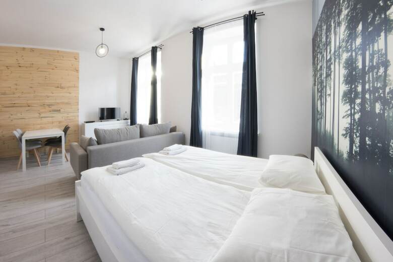 Rister Apartments