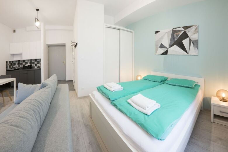 Rister Apartments