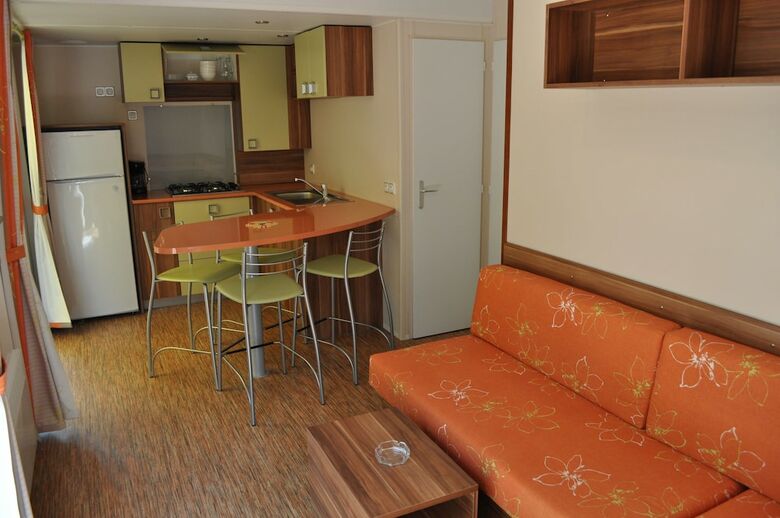 Camping - Caravaning Des Bastides