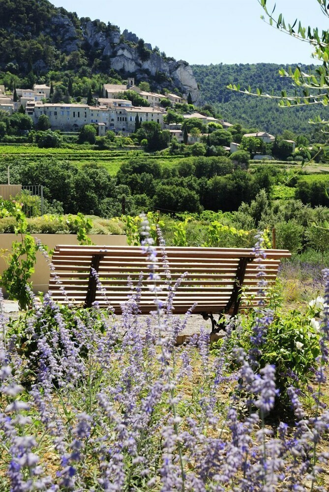 B&B Patios Des Vignes