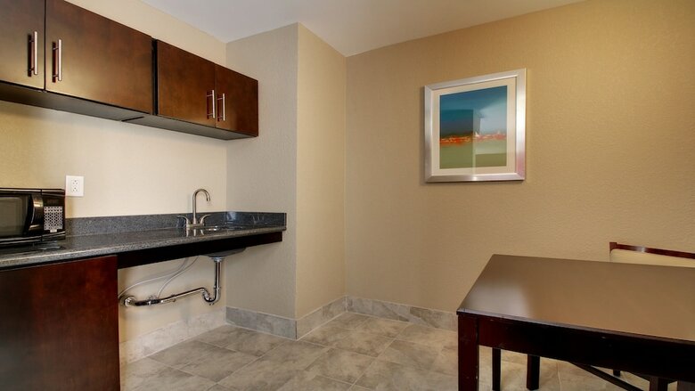Hotel Holiday Inn Express & Suites Jackson Downtown - Coliseum