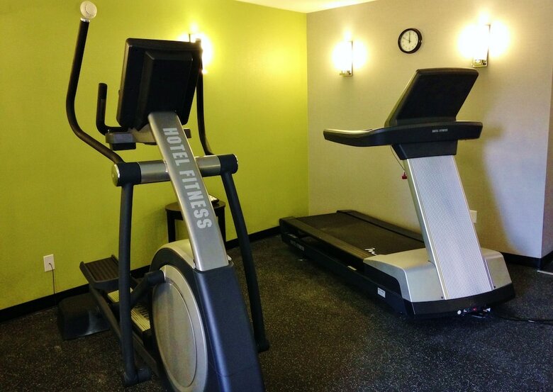 Hotel Holiday Inn Express & Suites Jackson Downtown - Coliseum