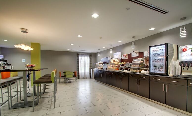 Hotel Holiday Inn Express & Suites Jackson Downtown - Coliseum