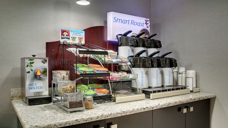 Hotel Holiday Inn Express & Suites Jackson Downtown - Coliseum