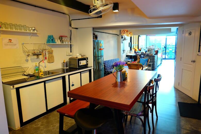 Hostal Arun Old Town Hostel