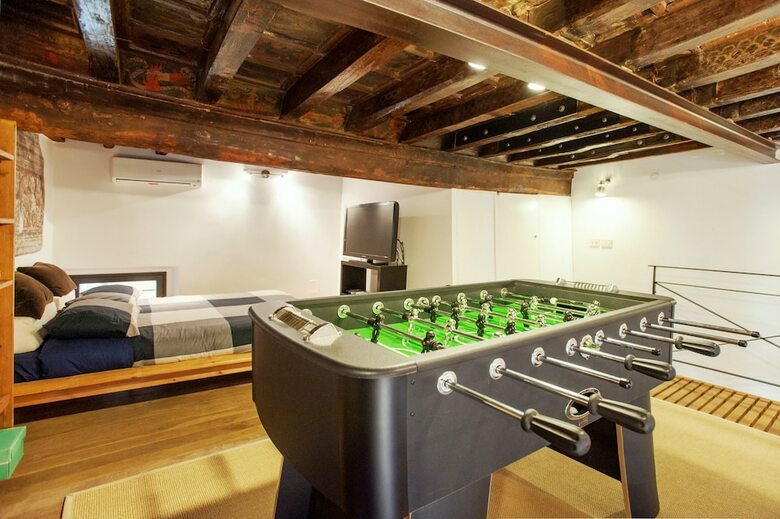 Portico - Wr Apartments