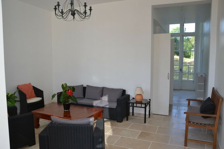 Bed & Breakfast Ch�teau De Saint Ouen Les Vignes