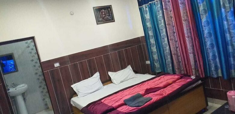 Hotel Royal Taj