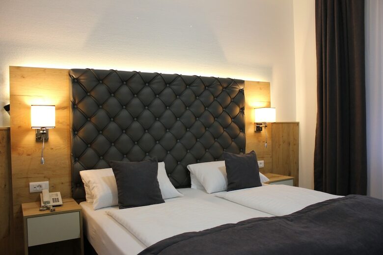 Hotel Rheinbr�cke